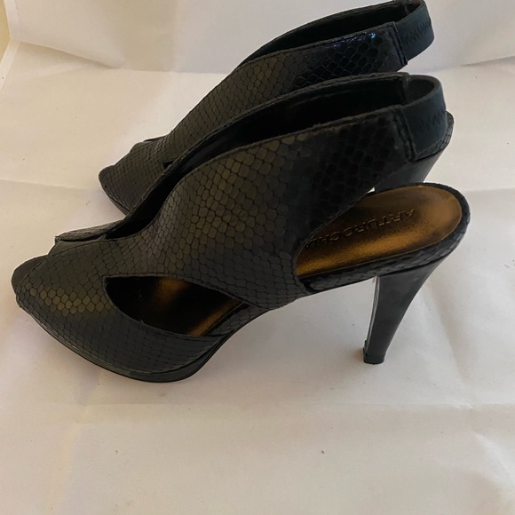 Arturo Chiang Black Leather Dressy Heeled Shoe - Picture 3 of 11